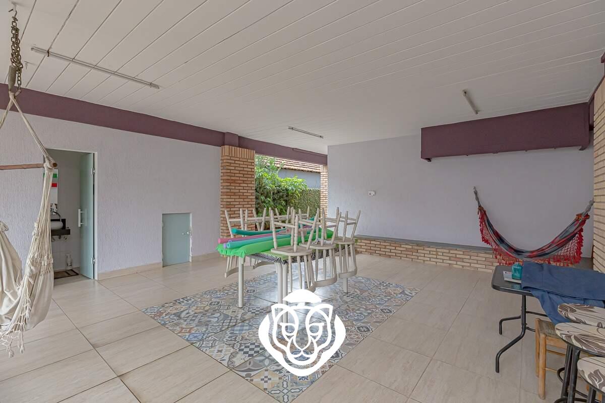 Área de churrasqueira