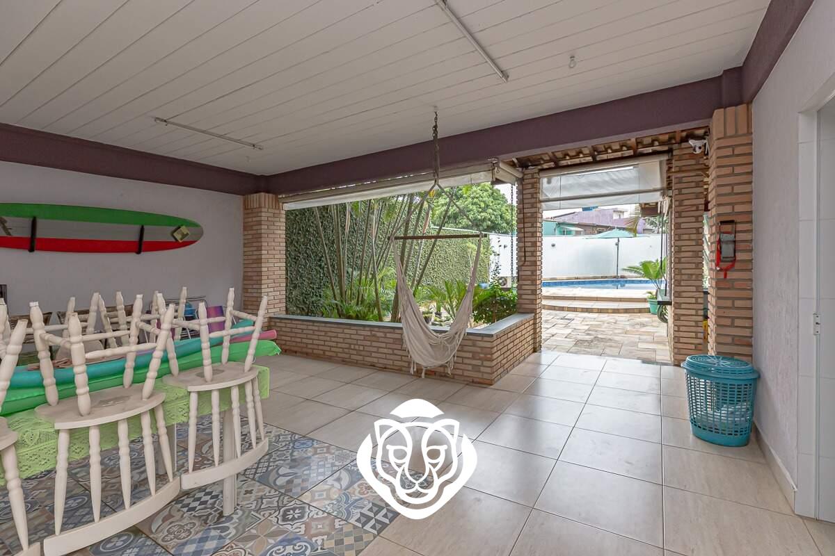 Área de churrasqueira