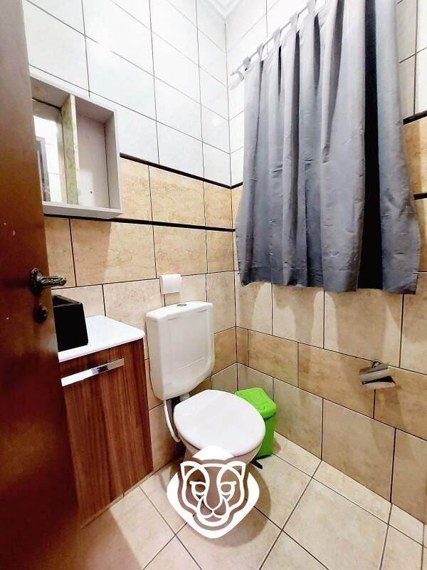 Quintal com lavabo