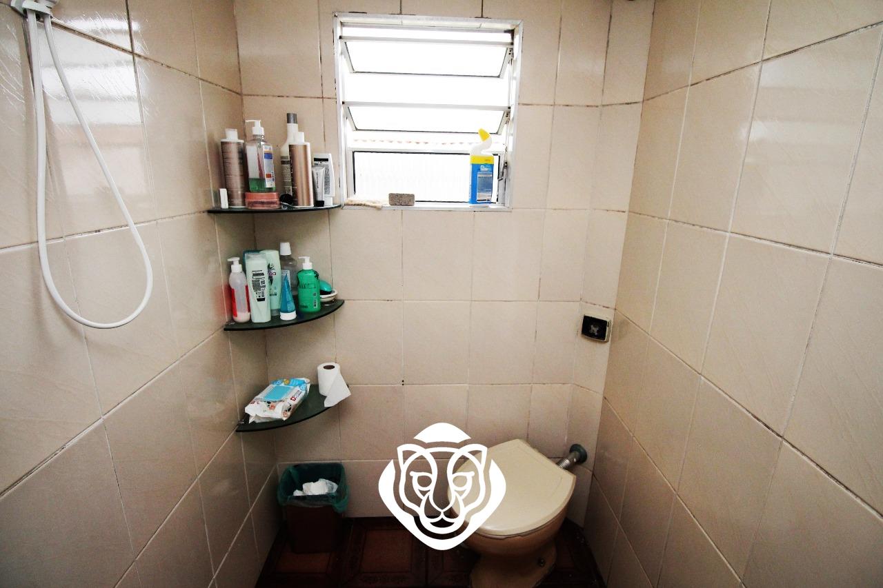 Casa I - banheiro social 