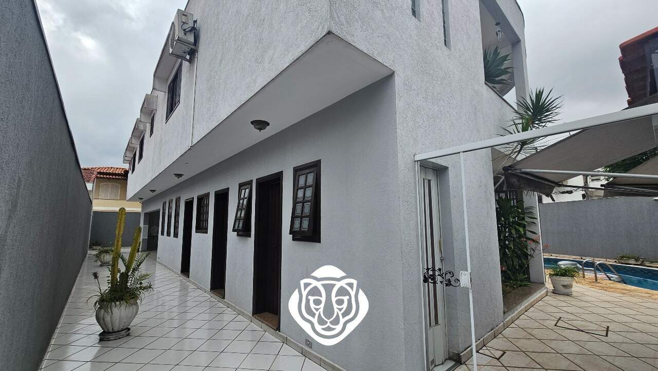 Quintal / Garagem 
