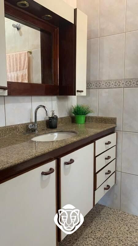 Casa I- Banheiro social II