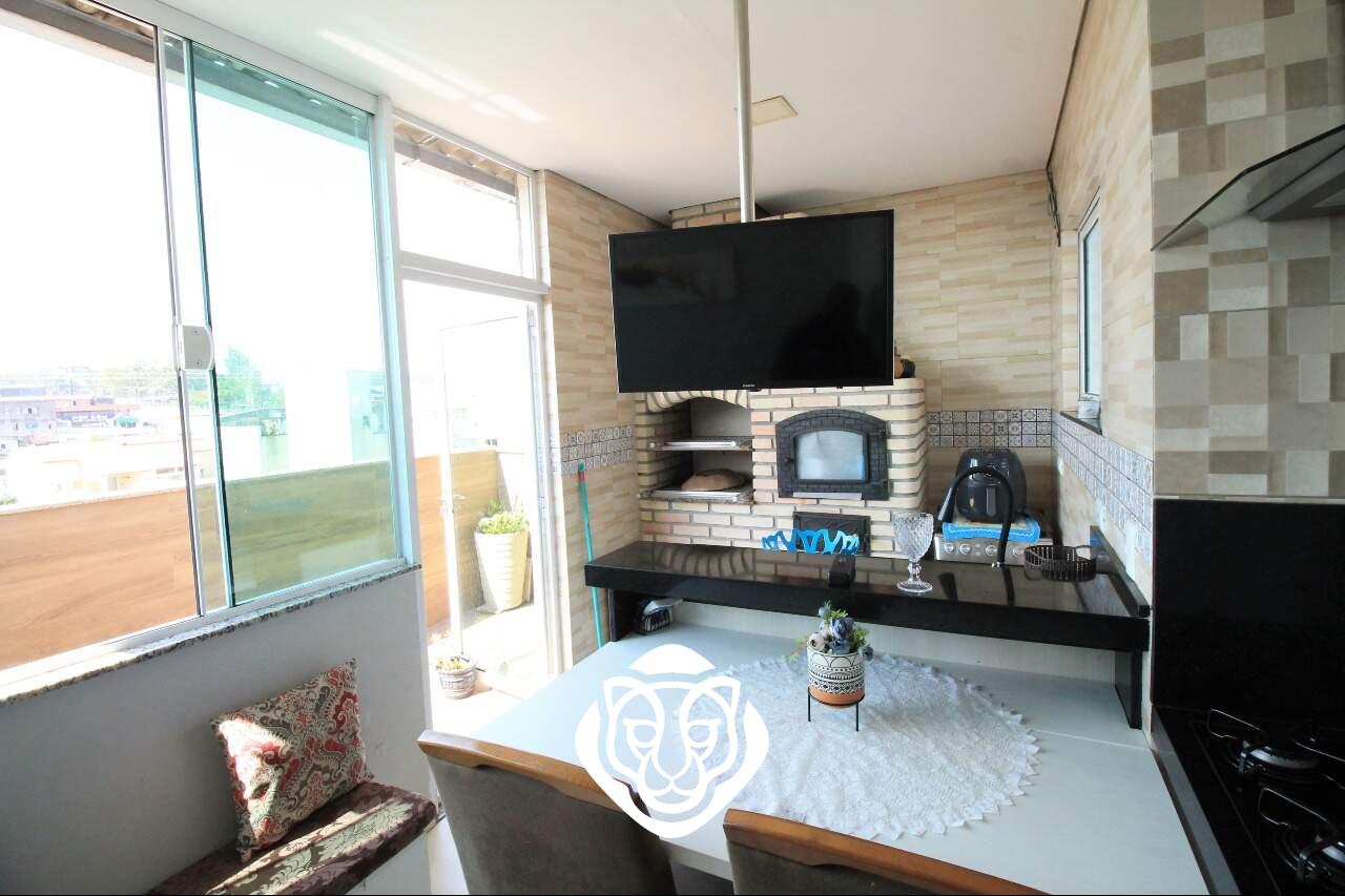 Cobertura churrasqueira 