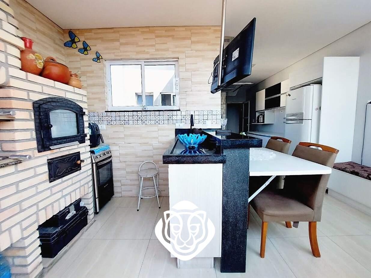 Cobertura churrasqueira 