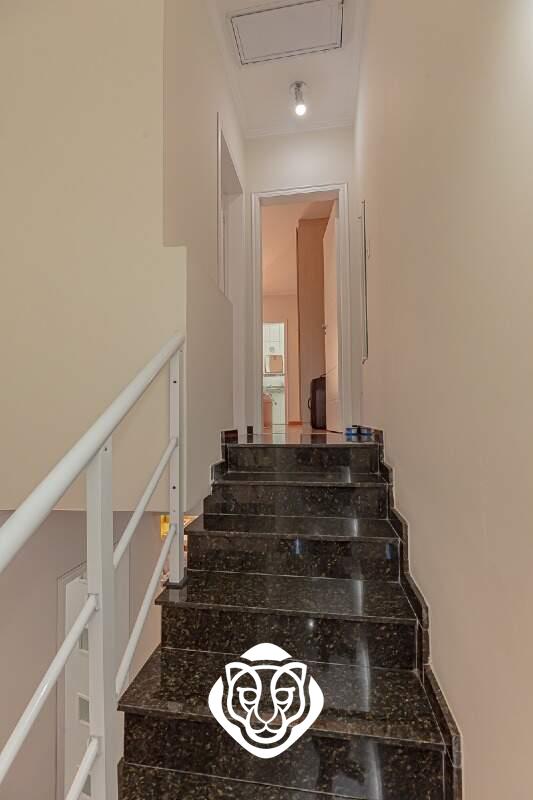 Acesso ao 2º pavimento