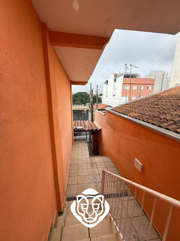 Escada de acesso casa 