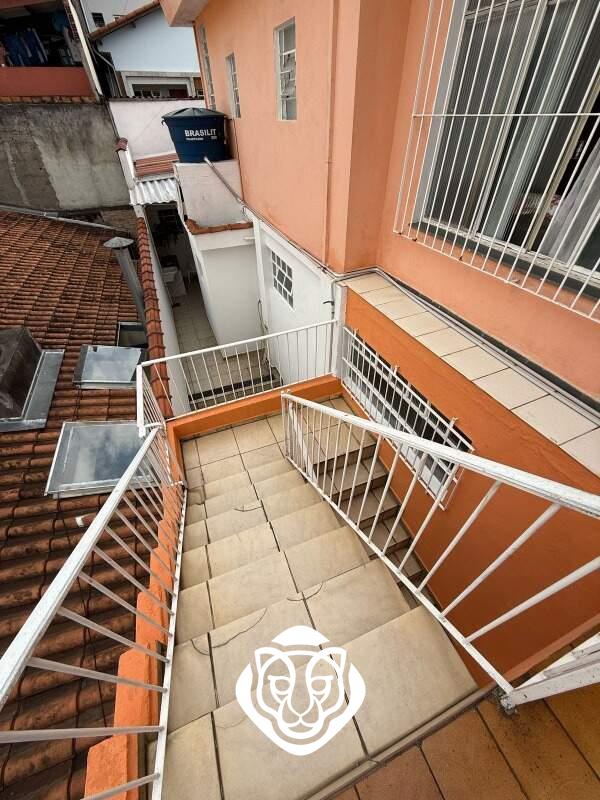 Escada de acesso casa 