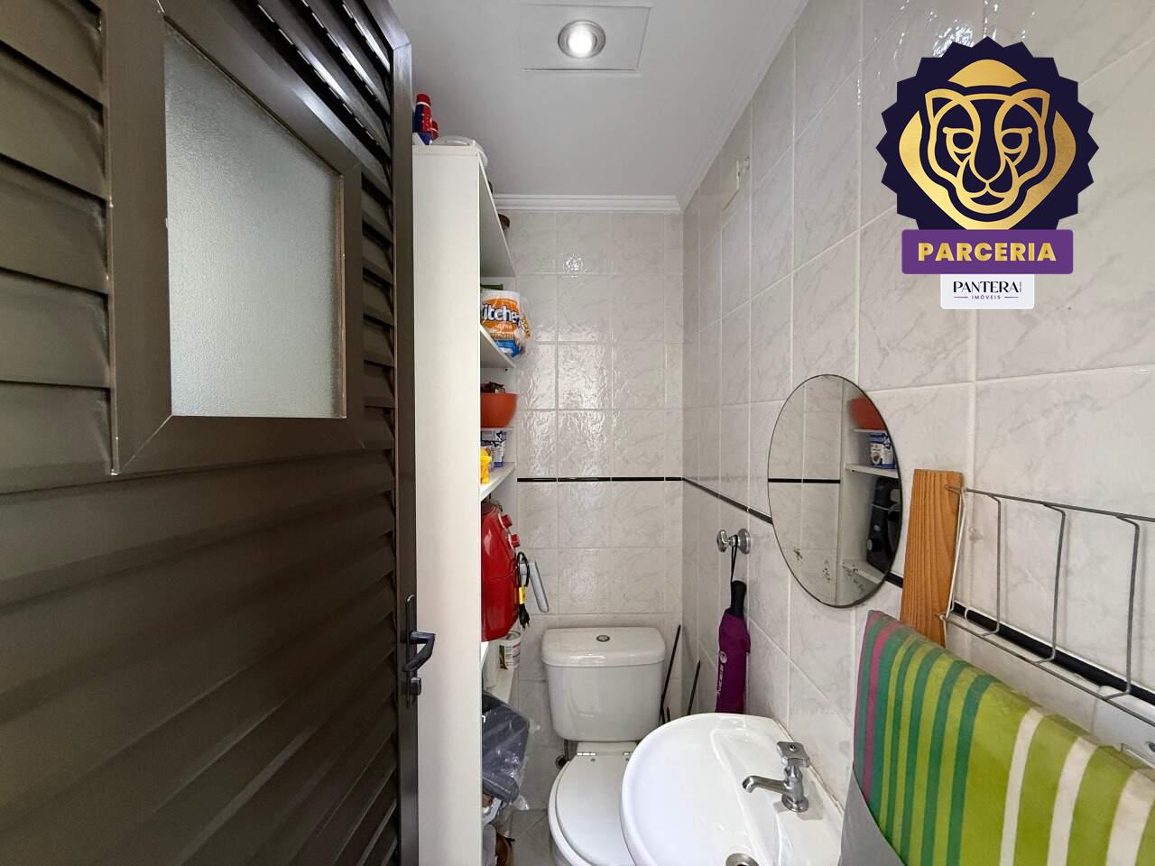 Banheiro de serviço