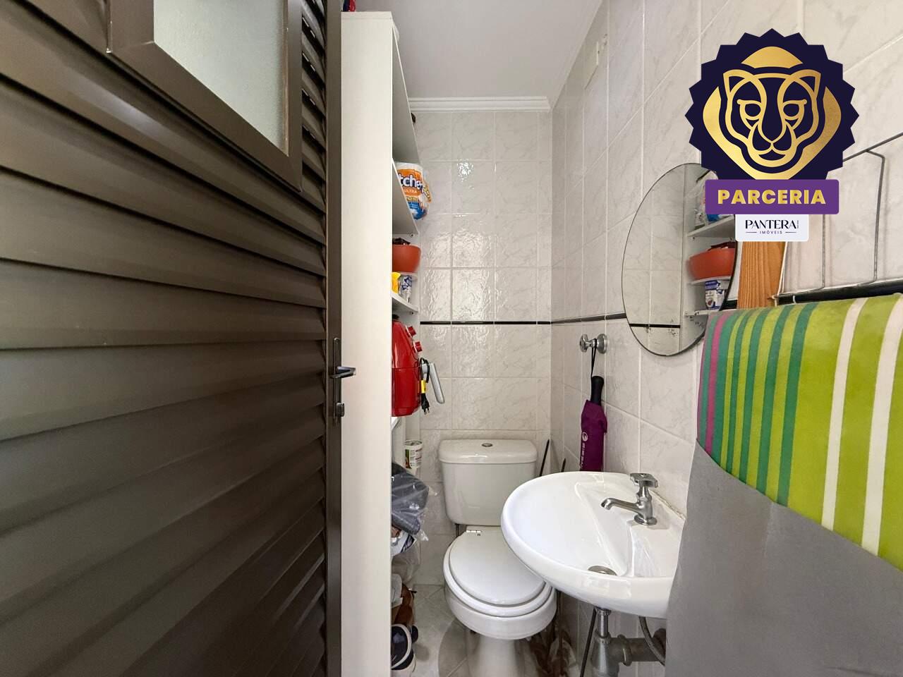 Banheiro de serviço