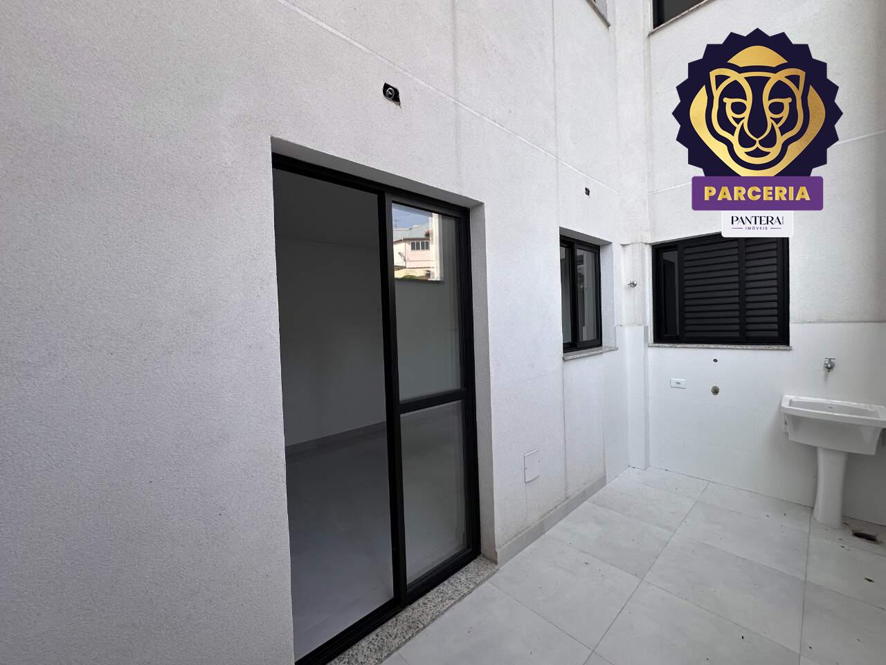 Quintal com Área de serviço