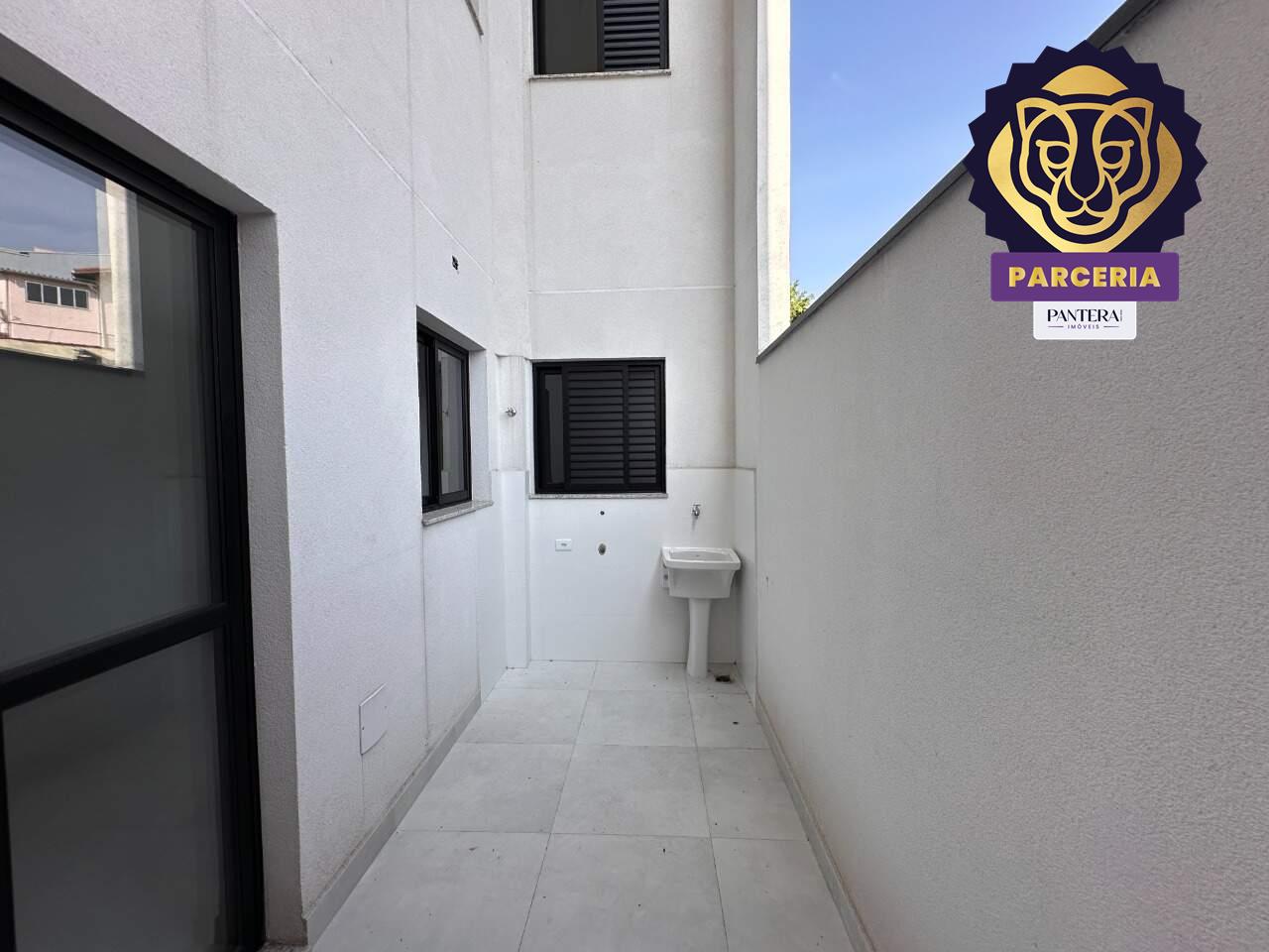 Quintal com Área de serviço