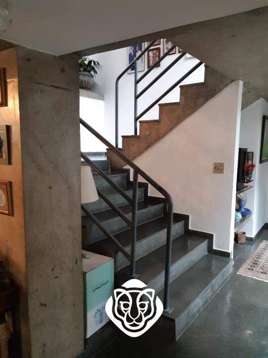 Escada para dormitórios