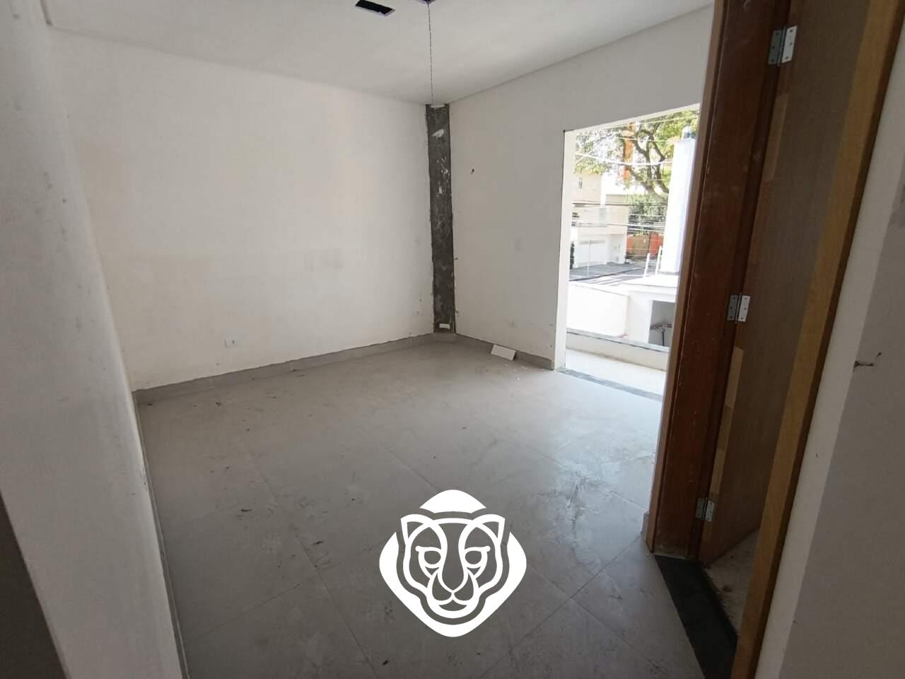 Dormitório I com suíte e sacada