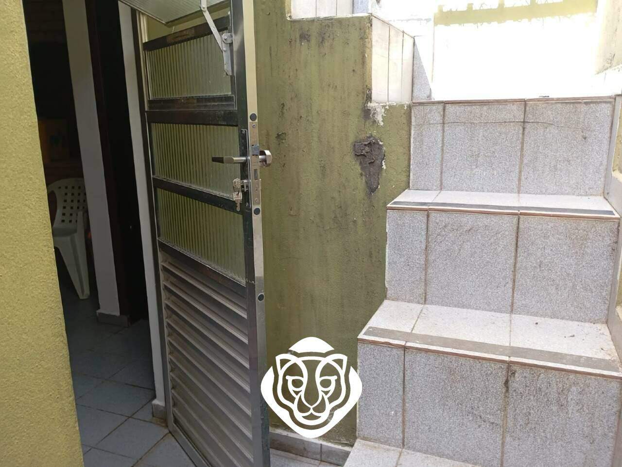 Escada pro quintal superior