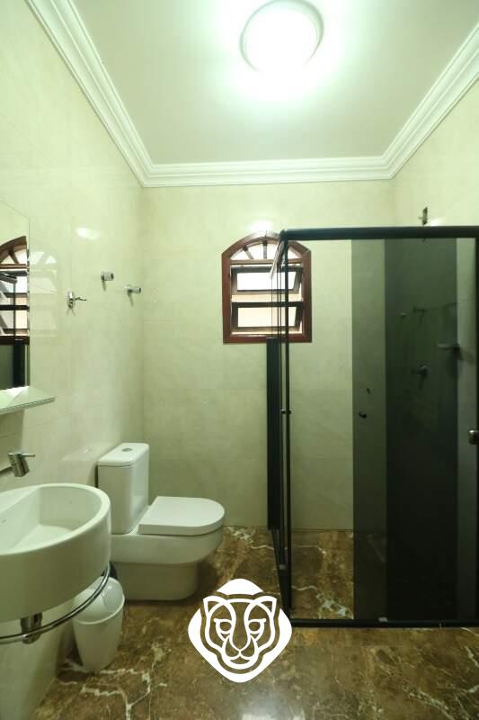 Banheiro social piso superior