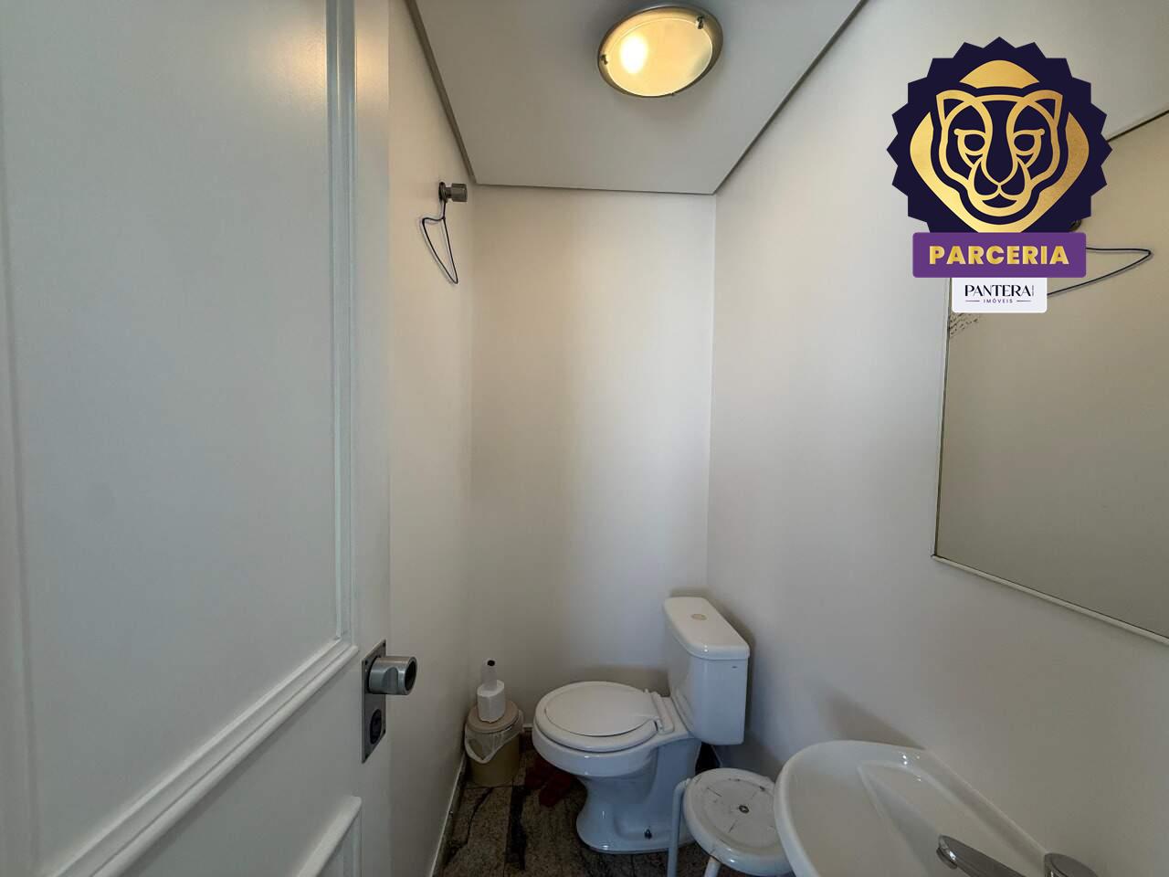 Banheiro - Área de serviço