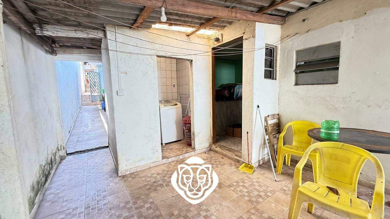 Casa II área de serviço