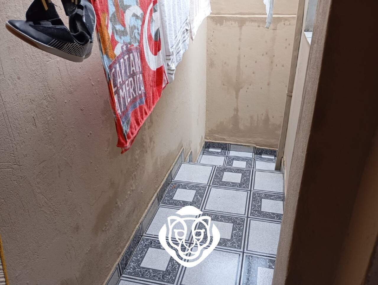 corredor dos fundos