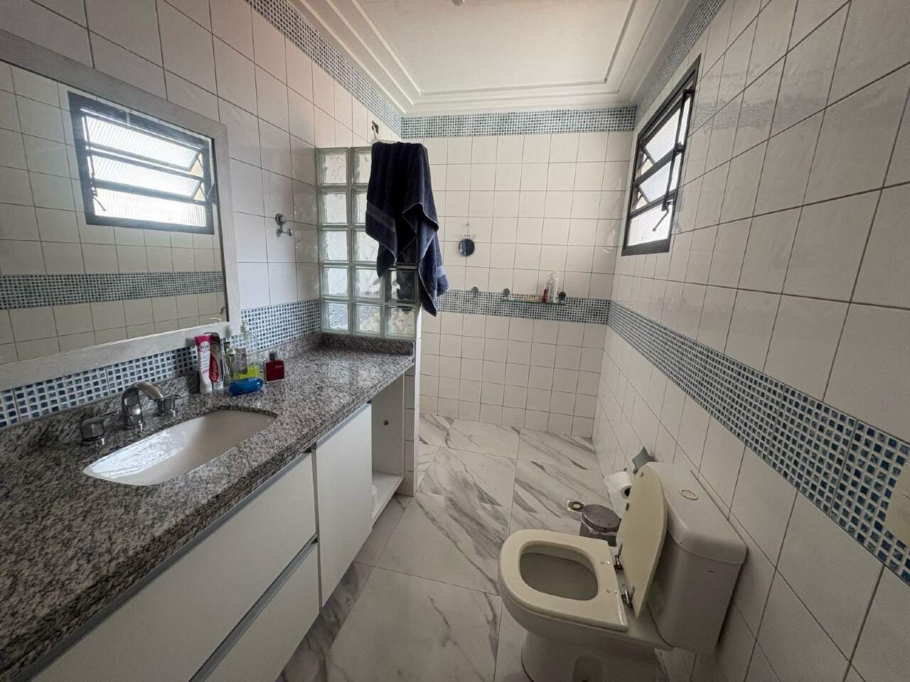 Casa I - Banheiro social 