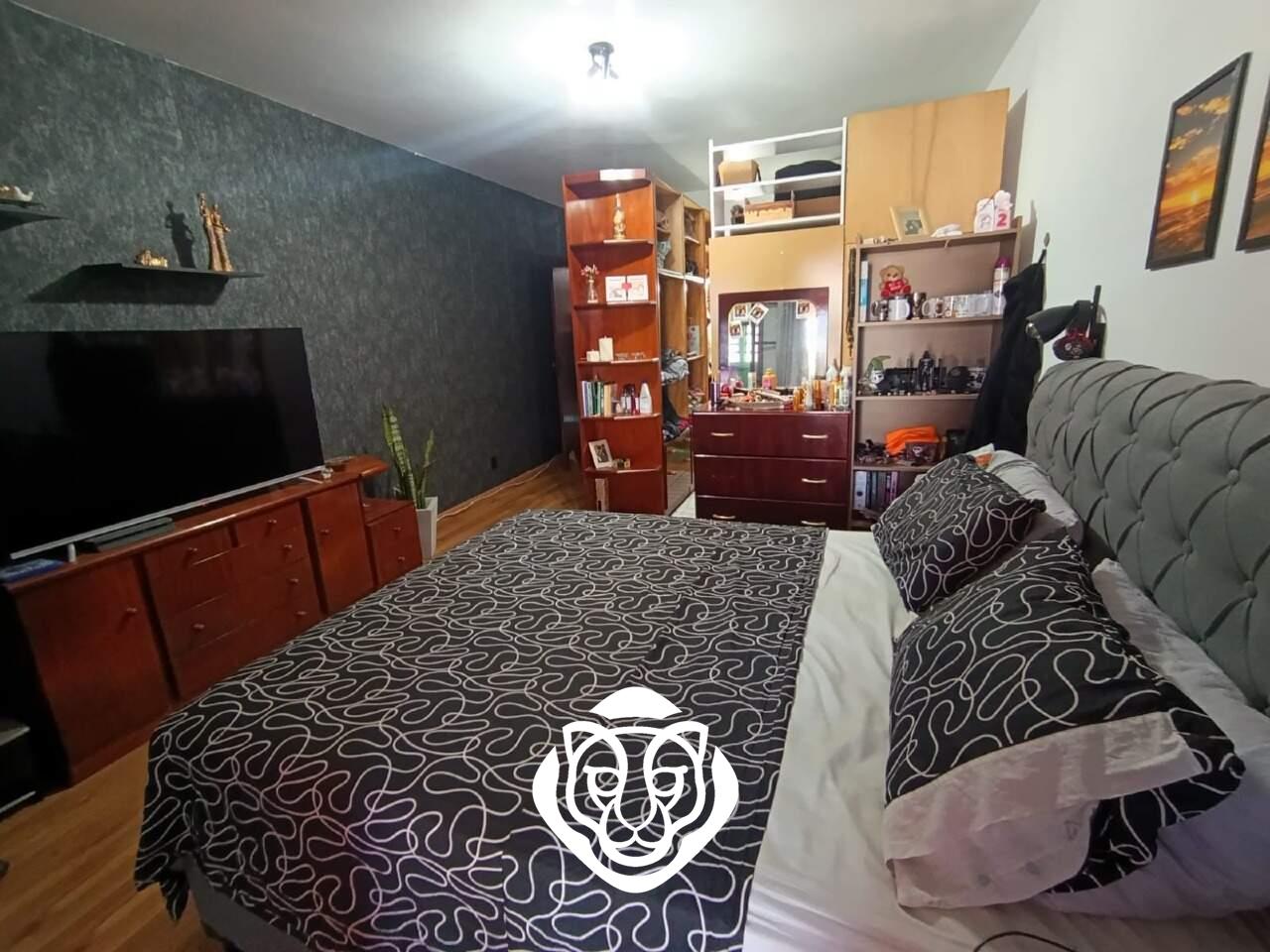 Dormitório I com suíte e sacada