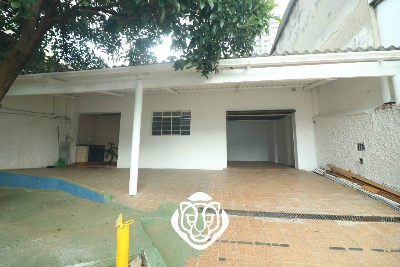 Garagem ao salão