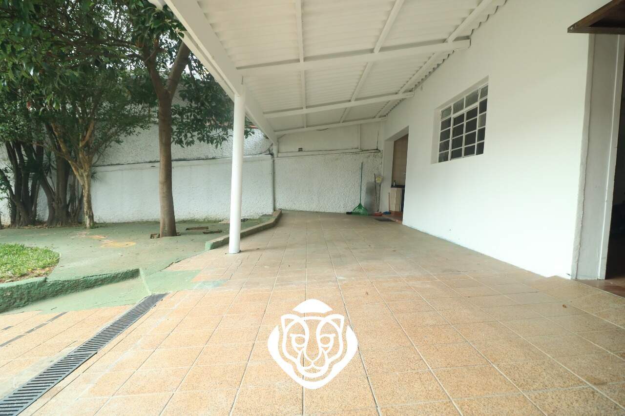 Garagem ao salão
