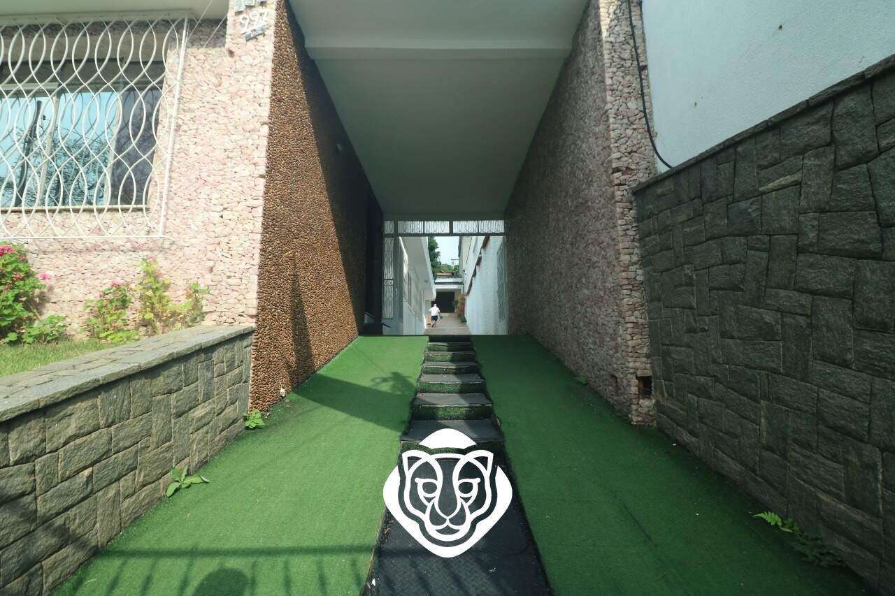 Entrada ao imóvel