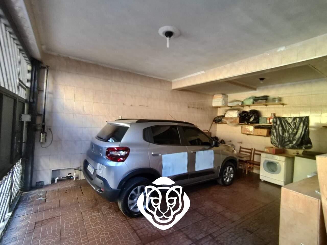 Garagem lateral
