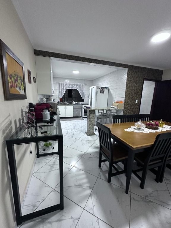 Cozinha/Sala de jantar