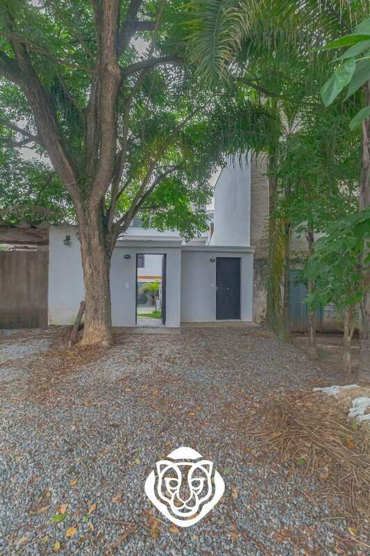 Fundos / Área comum