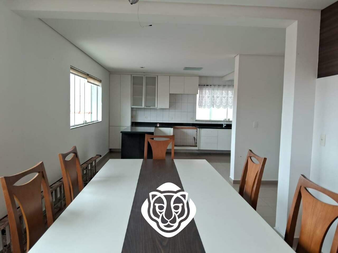 Sala e jantar
