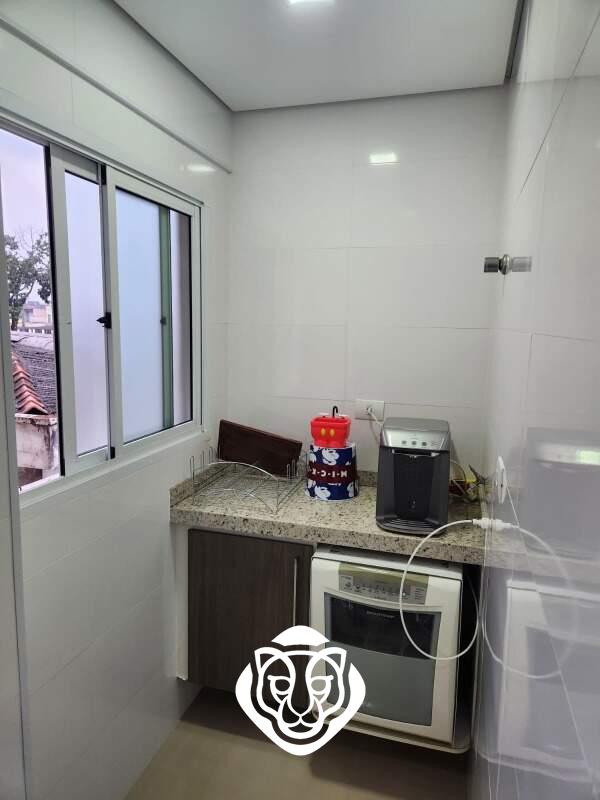 Área auxiliar da cozinha