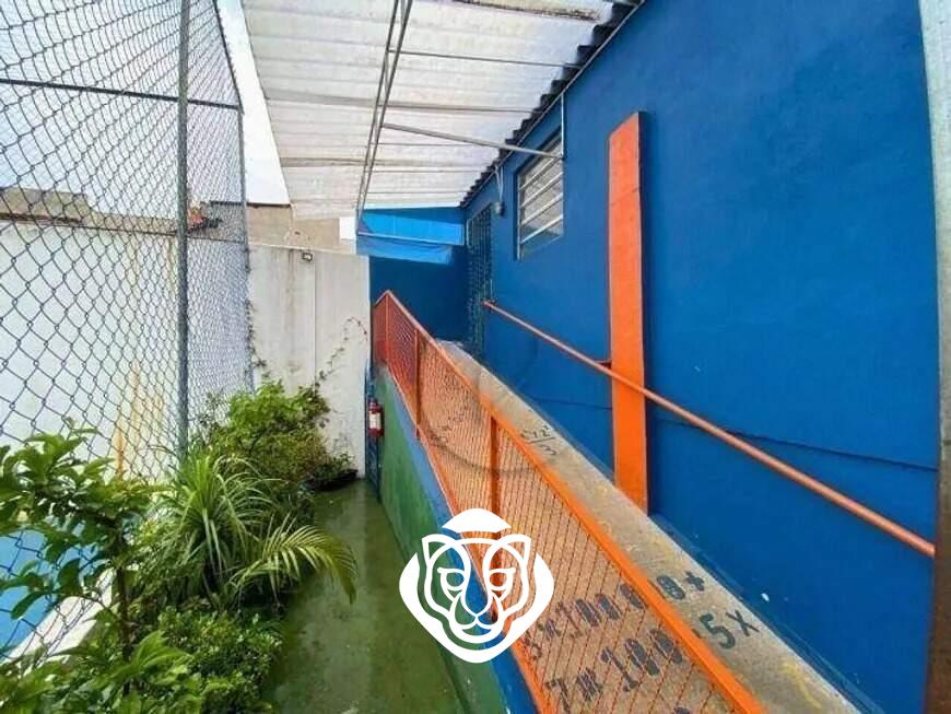 Acesso para as salas de cima