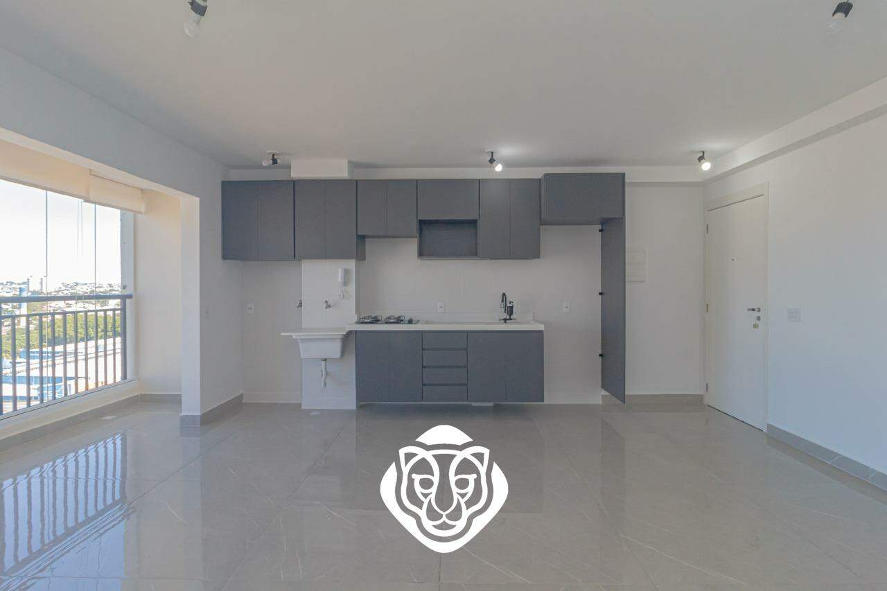Sala dois ambientes e cozinha 