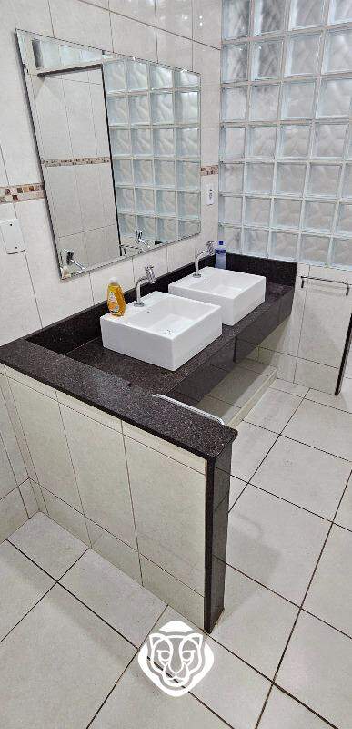 Banheiro l