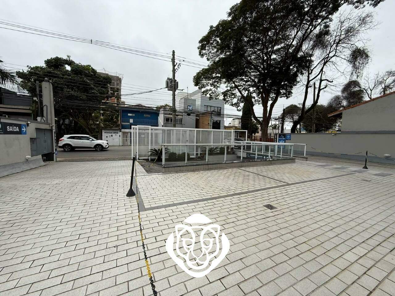 Area comum de estacionamento