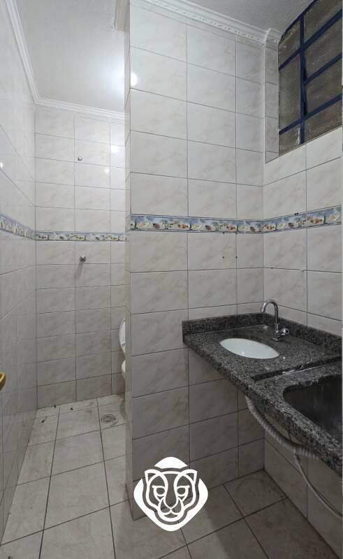 Salão/Banheiro 