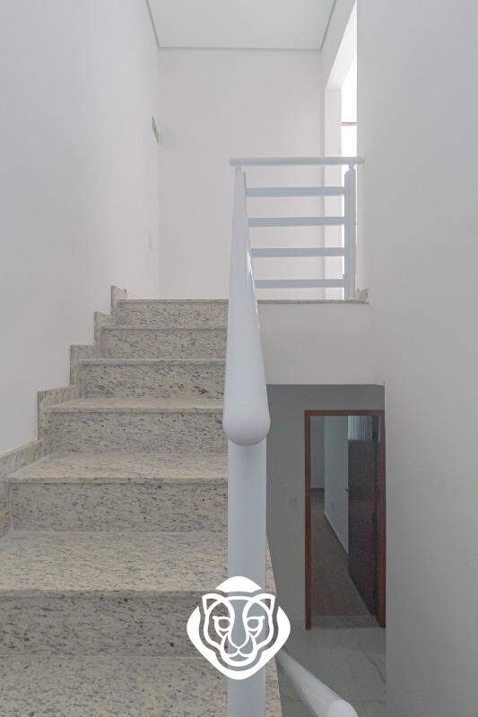 Escada de acesso