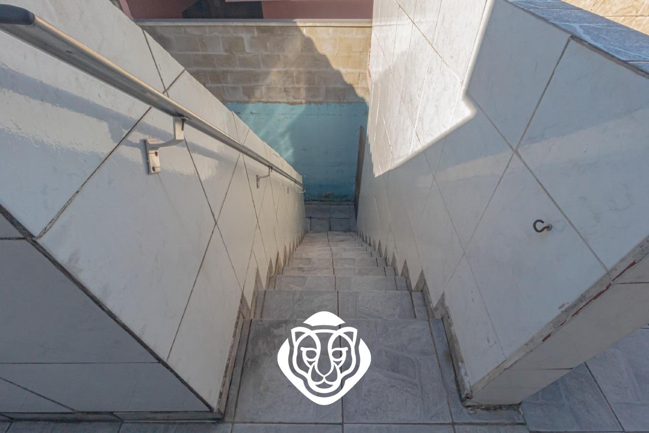 Escada de acesso - casa II