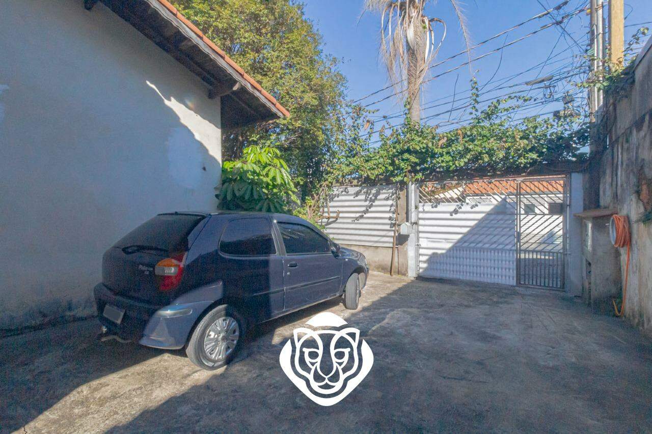  Casa I Garagem / Quintal