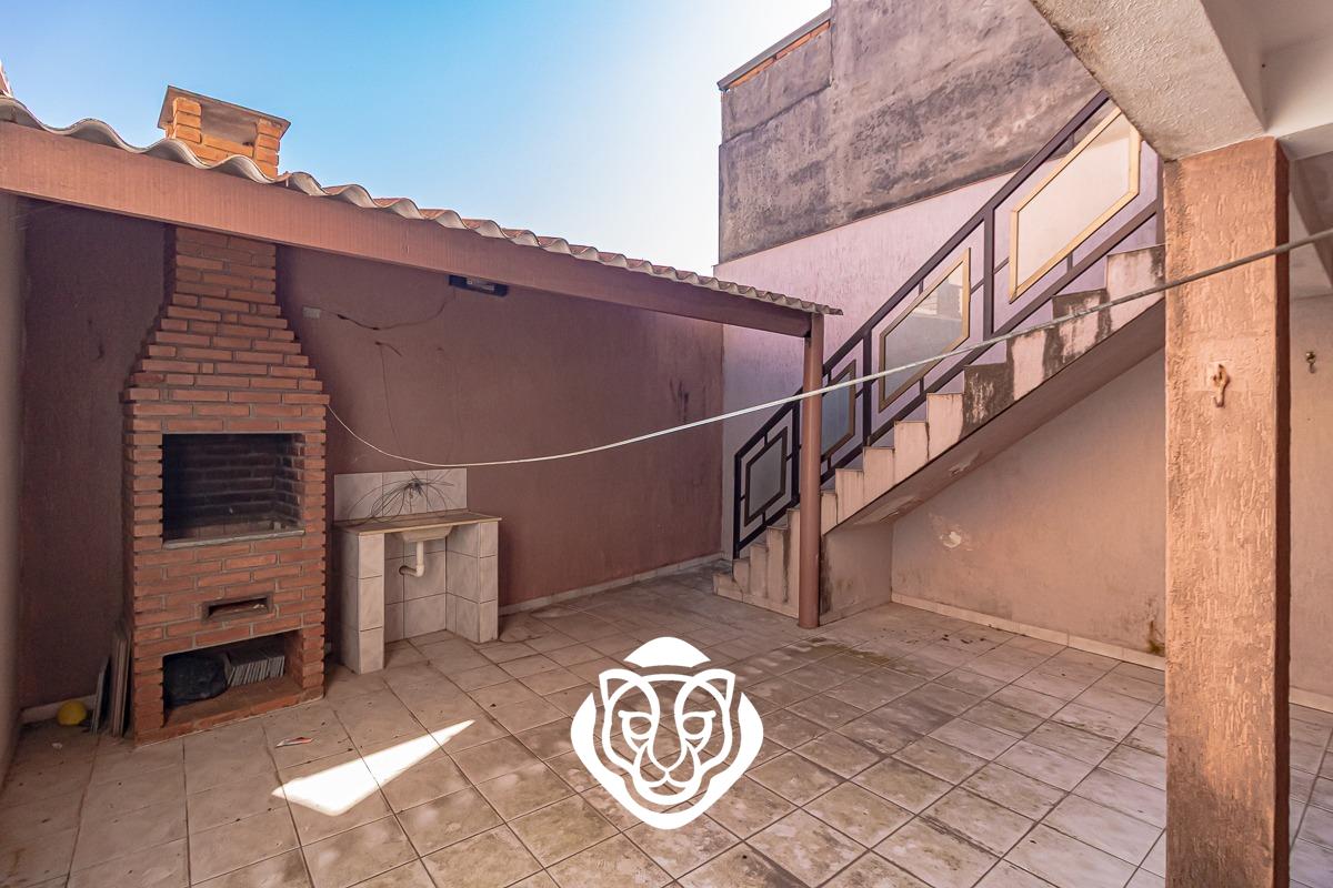 Área de churrasqueira