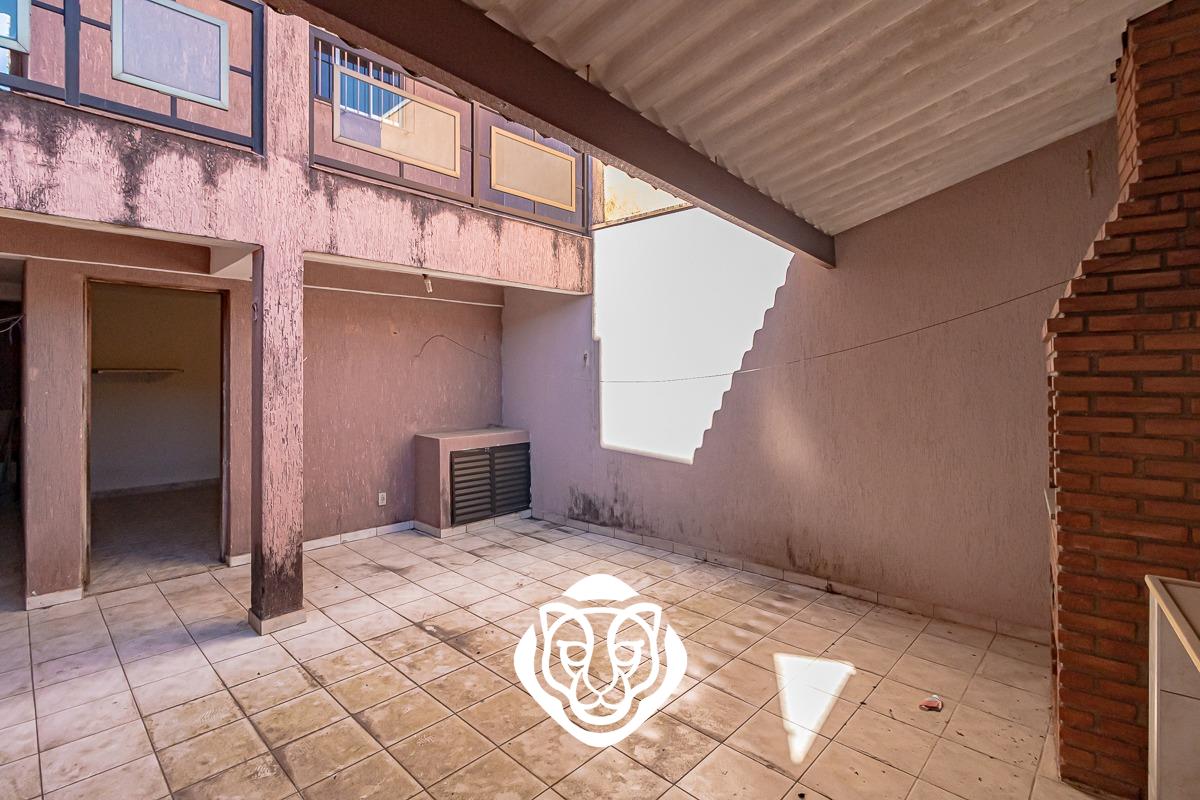 Área de churrasqueira