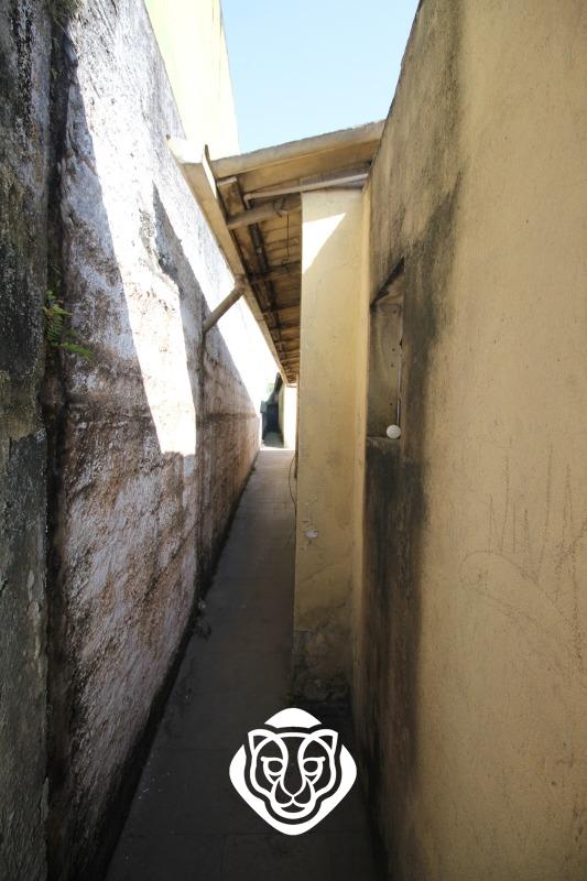 Acesso externo edícula 