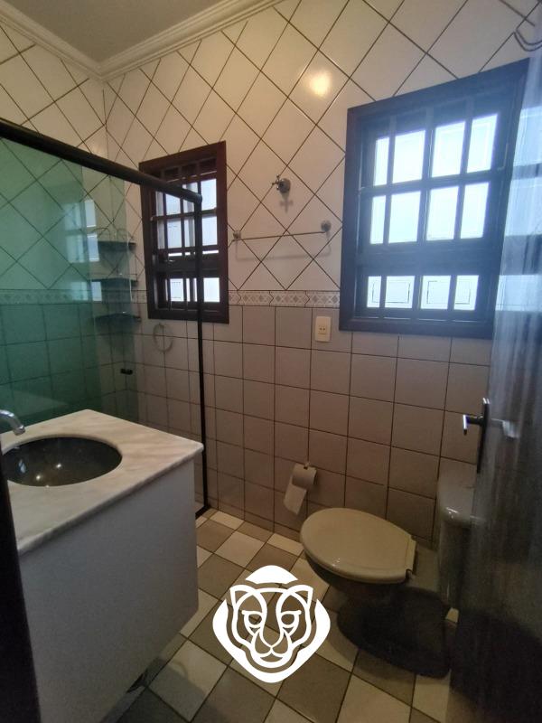 Banheiro suíte dormitório III