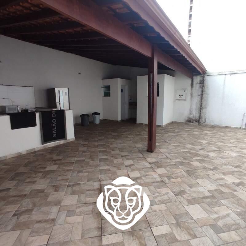 Área de churrasqueira