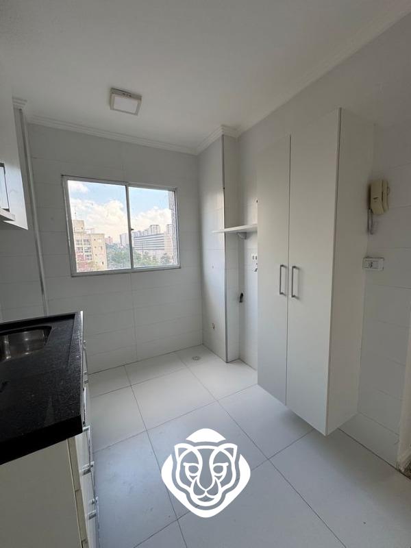 Cozinha e área de serviço