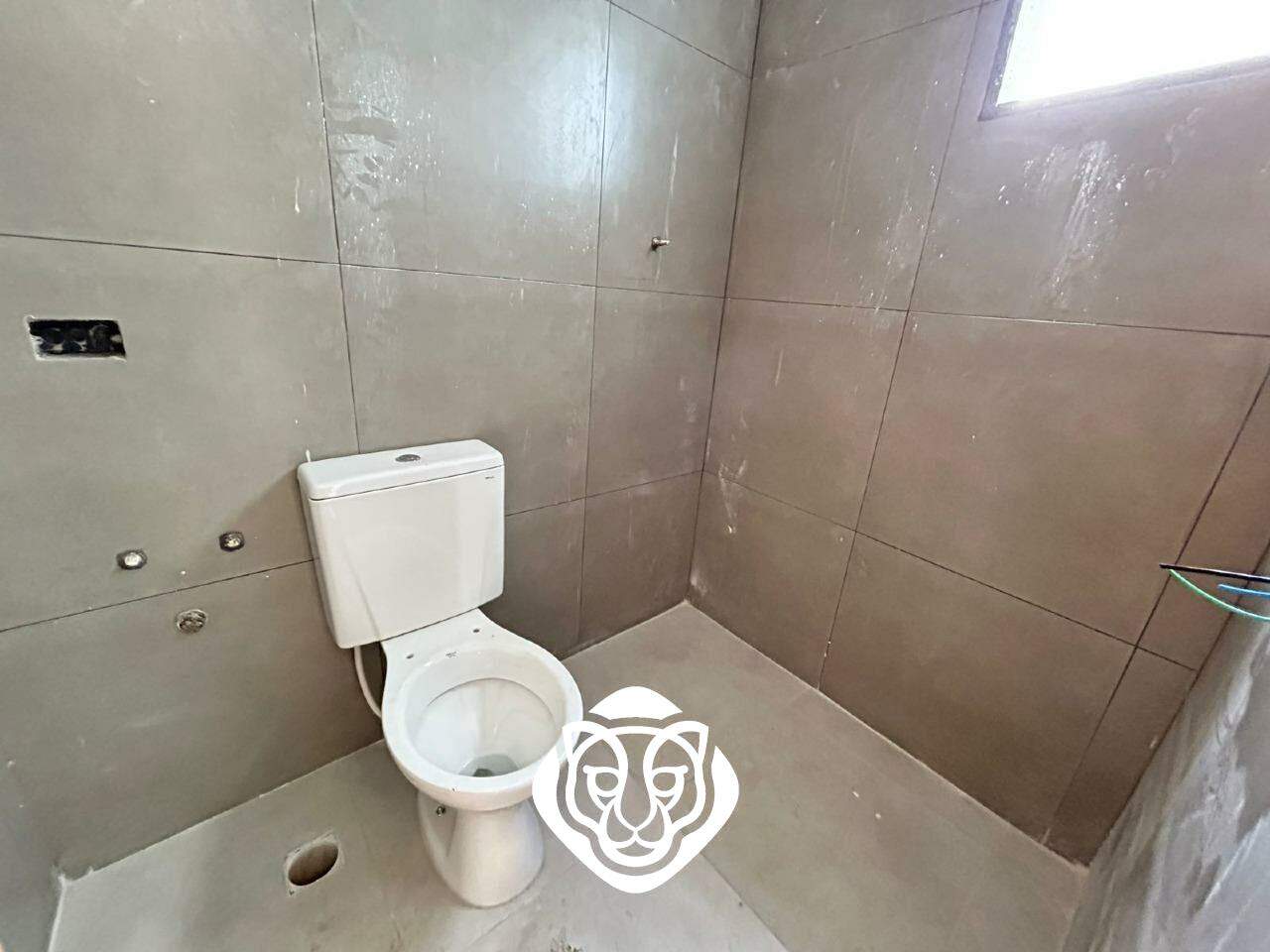 Banheiro  II Suíte