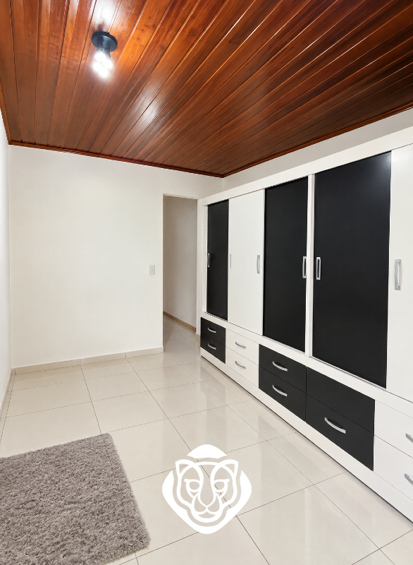 Dormitório II - casa II