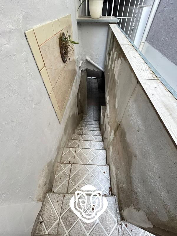 Escada acesso Casa III