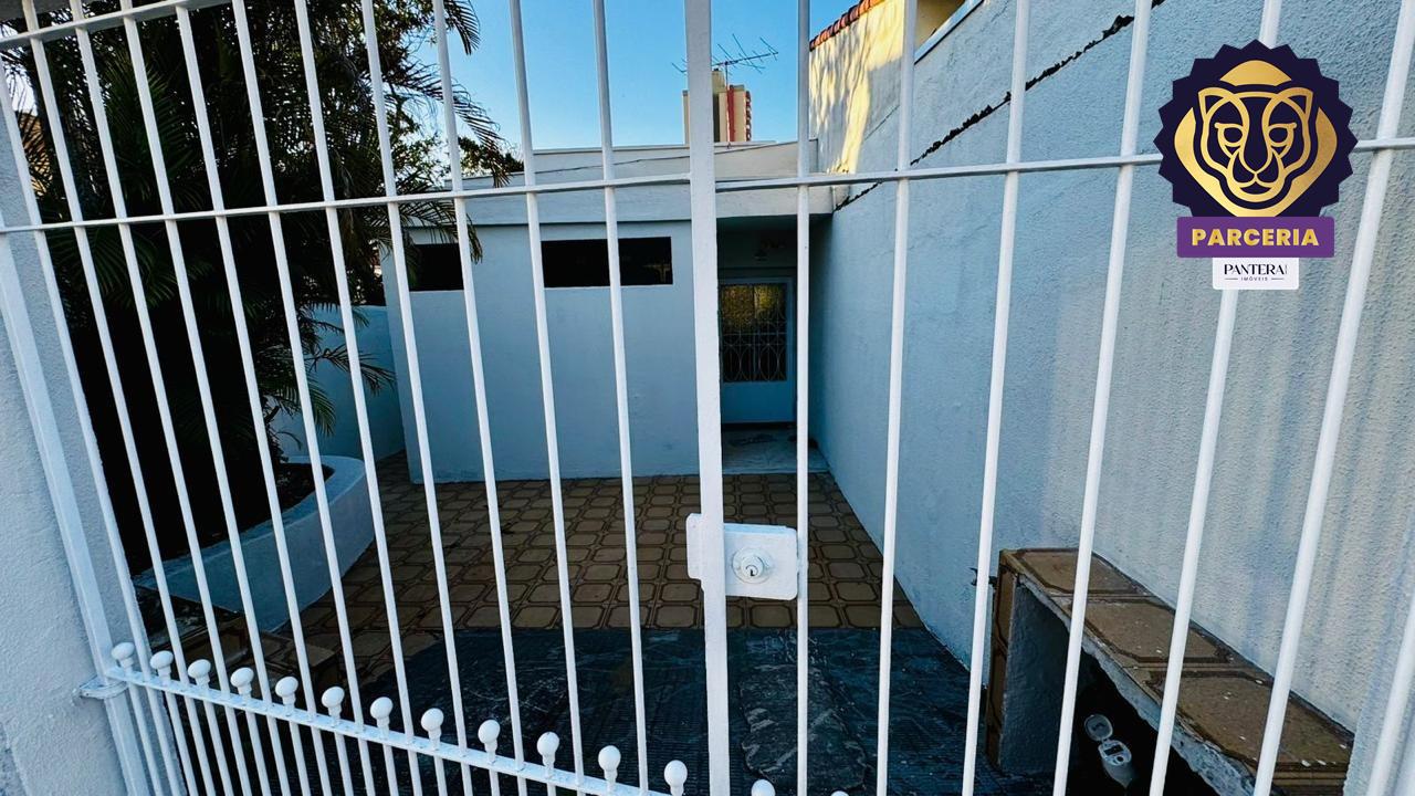 Entrada / Garagem - Fundos